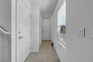 Photo #4: 2512081 Listing 