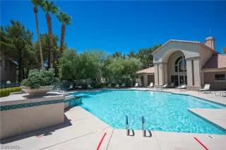 Photo #3: 2512150 Listing