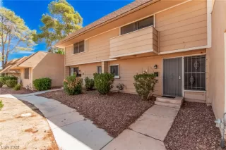 Photo #1: 2512177 Listing