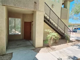 Photo #1: 2512178 Listing 