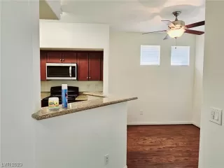 Photo #5: 2512178 Listing 