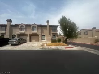 Photo #2: 2512195 Listing 