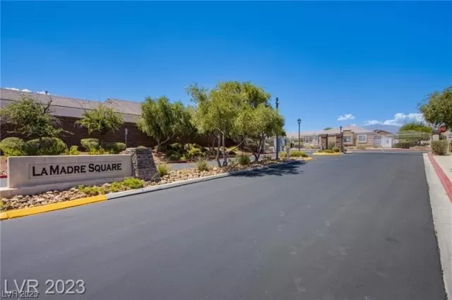 MLS: 2512209 Condo For Sale