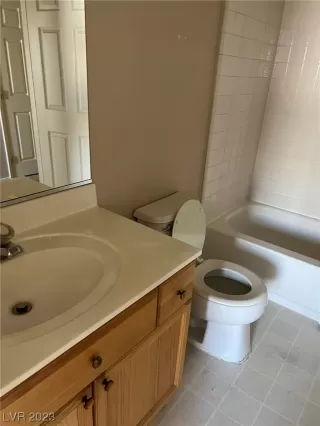 Photo #5: 2512211 Listing 