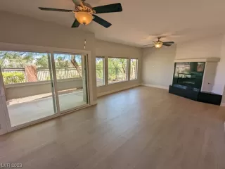 Photo #6: 2512218 Listing 
