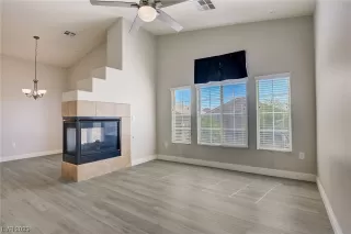 Photo #3: 2512238 Listing 