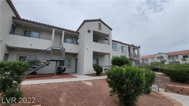 MLS: 2512295 Condo For Sale