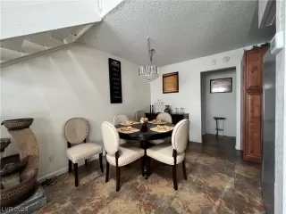 Photo #5: 2512297 Listing