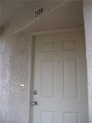 Photo #2: 2512319 Listing 