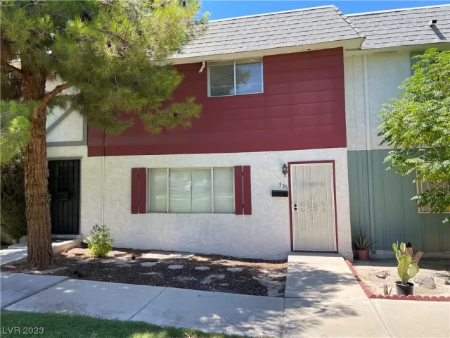 MLS: 2512367 Condo For Sale