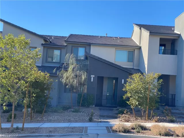 MLS: 2512393 Condo For Sale