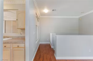 Photo #5: 2512418 Listing