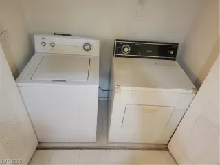 Photo #4: 2512444 Listing 