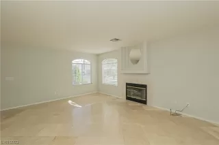 Photo #4: 2512448 Listing 