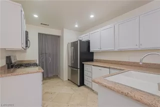 Photo #6: 2512448 Listing 