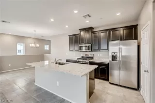 Photo #6: 2512452 Listing 