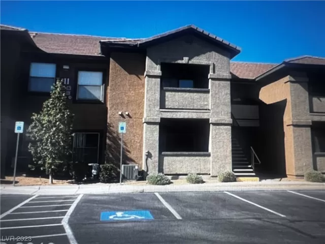 MLS: 2512461 Condo For Sale