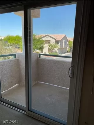 Photo #6: 2512481 Listing