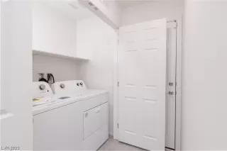 Photo #2: 2512488 Listing 