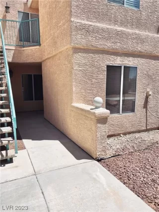 Photo #1: 2512493 Listing