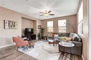 Photo #3: 2512507 Listing 