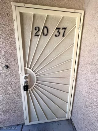 Photo #6: 2512572 Listing 