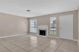 Photo #4: 2512581 Listing 