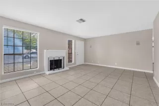 Photo #5: 2512581 Listing 