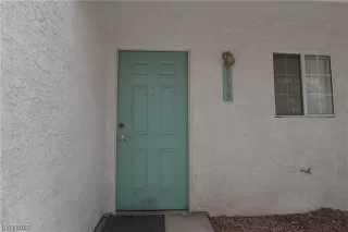 Photo #2: 2512588 Listing