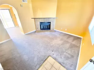 Photo #2: 2512617 Listing 