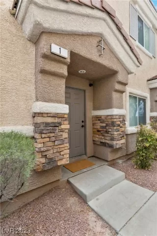 Photo #1: 2512625 Listing