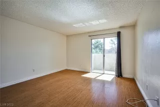 Photo #1: 2512660 Listing 