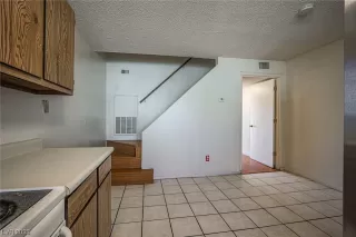 Photo #5: 2512660 Listing 