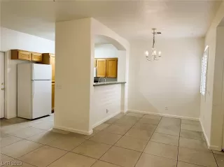 Photo #2: 2512673 Listing 