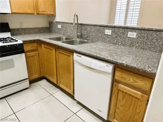 Photo #5: 2512673 Listing 