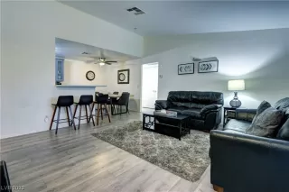 Photo #5: 2512687 Listing 