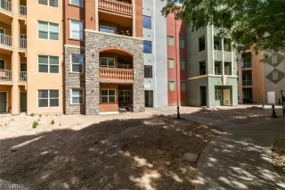 Photo #2: 2512689 Listing