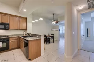 Photo #5: 2512689 Listing