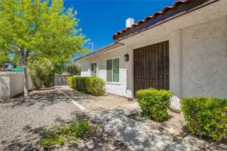 Photo #4: 2512698 Listing 