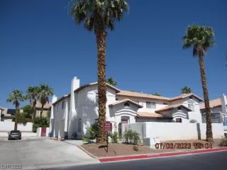 Photo #1: 2512700 Listing 