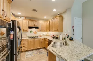 Photo #5: 2512725 Listing 