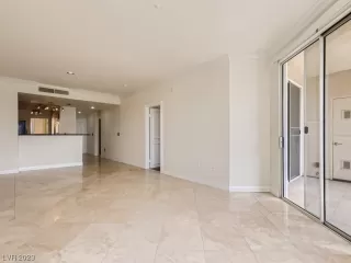 Photo #4: 2512753 Listing