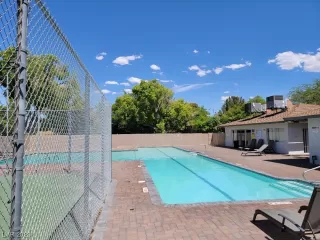 Photo #1: 2512762 Listing 