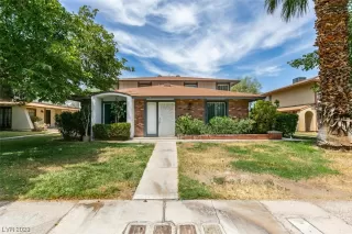 Photo #6: 2512762 Listing 