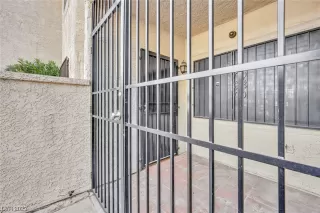 Photo #4: 2512771 Listing