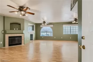 Photo #2: 2512774 Listing 