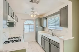 Photo #6: 2512774 Listing 