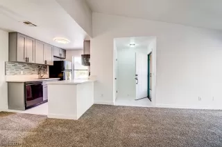 Photo #1: 2512793 Listing 