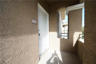 Photo #2: 2512803 Listing 