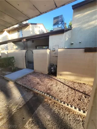 Photo #6: 2512830 Listing 